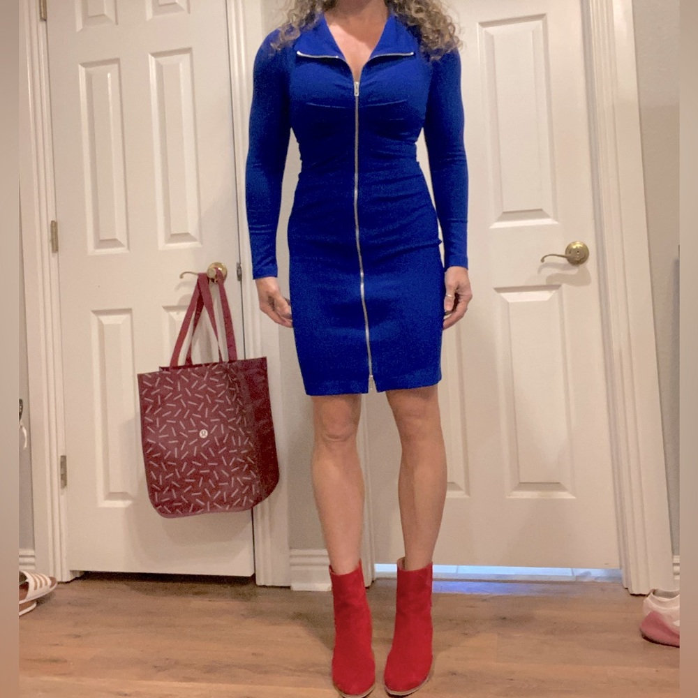 Gorgeous blue zip front dress